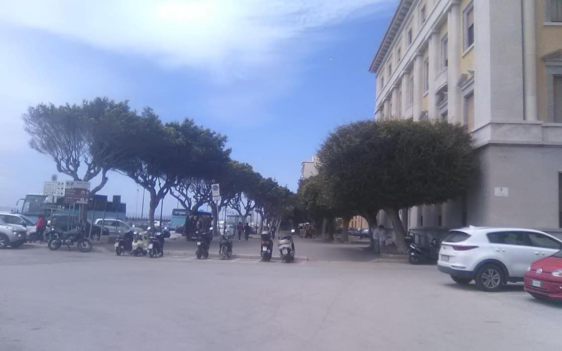 Appartement Porto Del Sole à Trapani Extérieur photo